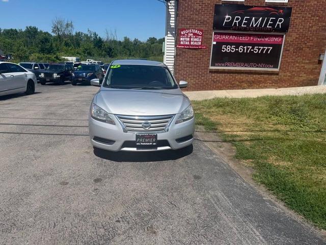 Photo of 2014 Brilliant Silver Nissan Sentra