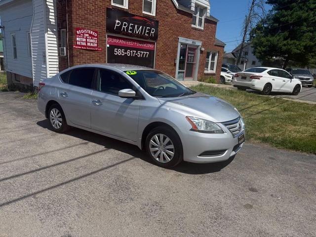 Photo of 2014 Brilliant Silver Nissan Sentra
