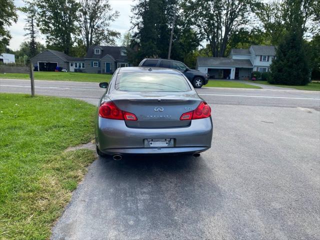 Photo of 2011 Black Obsidian INFINITI G25x