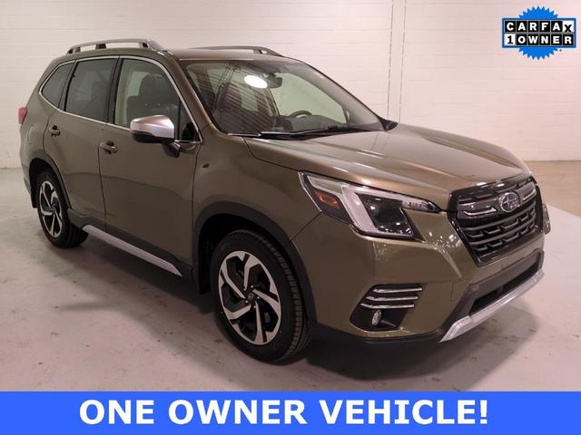 Photo of 2022 Autumn Green Metallic Subaru Forester