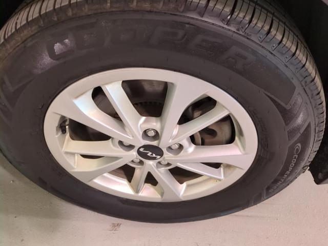 Photo of 2022 Deep Chroma Blue Kia Carnival