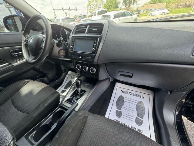 Photo of 2018 BLACK Mitsubishi Outlander Sport