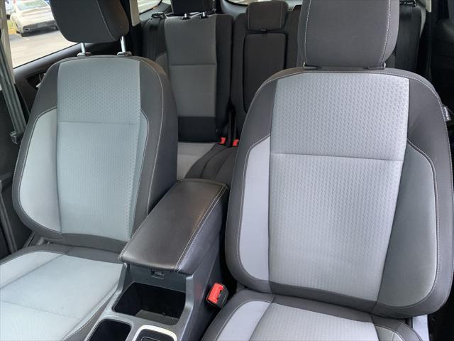 Photo of 2018 BLUE Ford Escape
