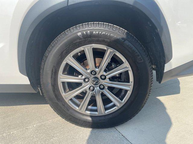 Photo of 2020 Eminent White Pearl Lexus NX 300