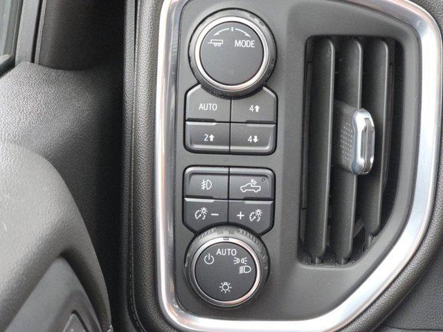 Photo of 2022 Silver Ice Metallic Chevrolet Silverado 1500