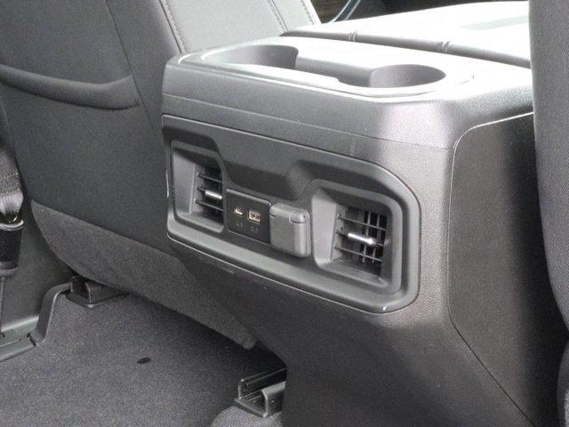 Photo of 2022 Silver Ice Metallic Chevrolet Silverado 1500