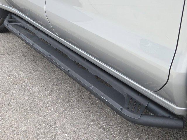 Photo of 2022 Silver Ice Metallic Chevrolet Silverado 1500