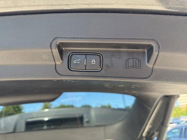 Photo of 2020 Magnetic Metallic Ford Explorer