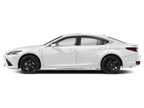 Photo of 2025 Ultra White Lexus ES 300h