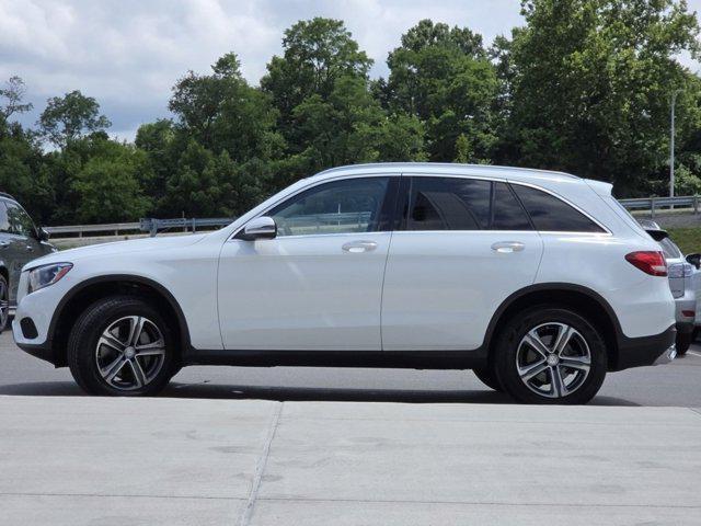 Photo of 2017 Polar White Mercedes-Benz GLC 300