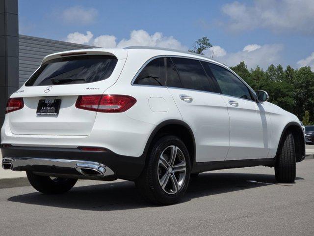 Photo of 2017 Polar White Mercedes-Benz GLC 300