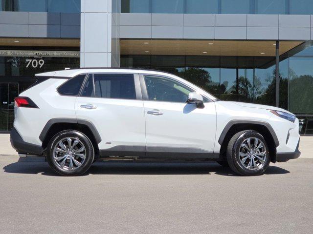 Photo of 2023 Wind Chill Pearl Toyota RAV4 Hybrid
