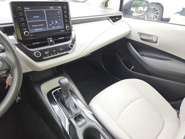 Photo of 2022 Classic Silver Metallic Toyota Corolla