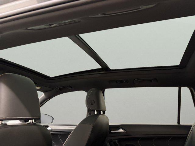 Photo of 2023 Platinum Gray Metallic Volkswagen Tiguan