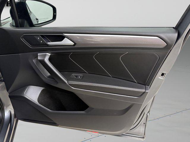 Photo of 2023 Platinum Gray Metallic Volkswagen Tiguan