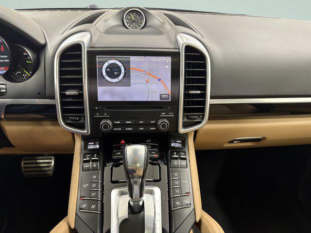 Photo of 2017 Black Porsche Cayenne