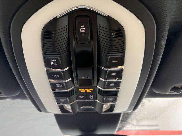 Photo of 2017 Black Porsche Cayenne