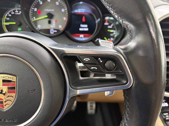 Photo of 2017 Black Porsche Cayenne
