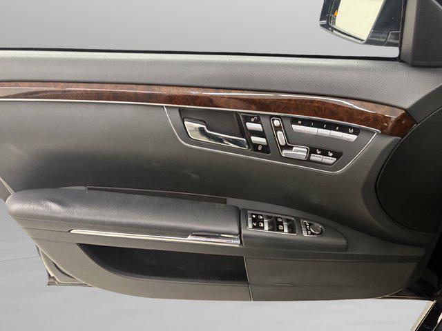 Photo of 2013 Magnetite Black Metallic Mercedes-Benz S-Class