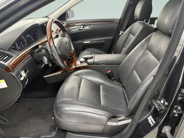 Photo of 2013 Magnetite Black Metallic Mercedes-Benz S-Class