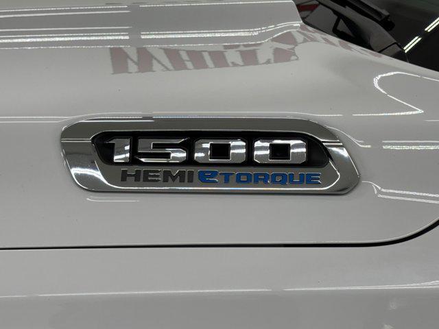 Photo of 2022 Bright White Clearcoat RAM 1500