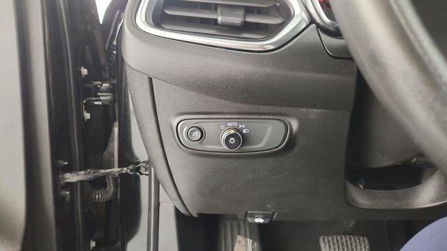 Photo of 2022 Mosaic Black Metallic Chevrolet Equinox