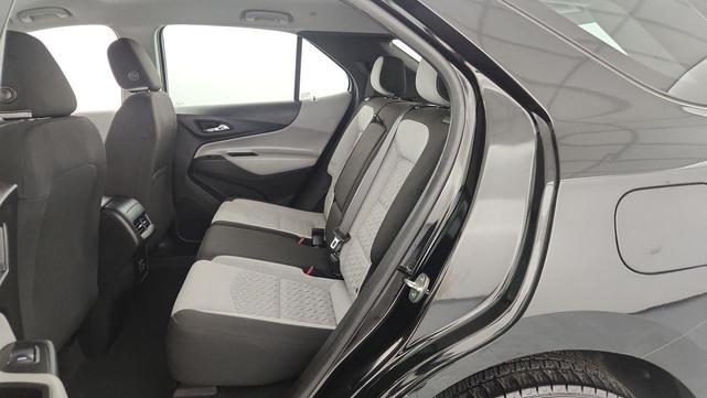 Photo of 2022 Mosaic Black Metallic Chevrolet Equinox