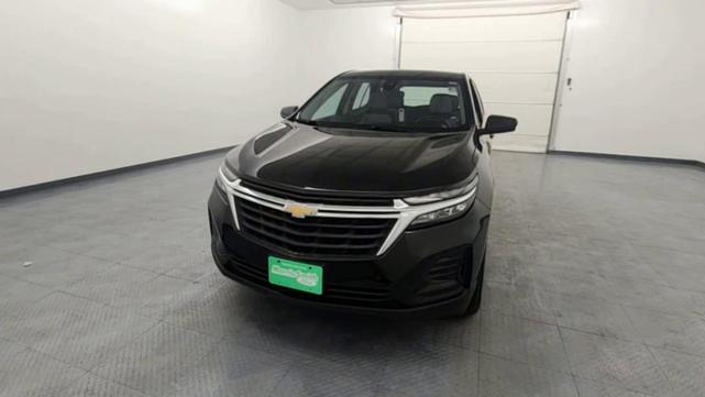 Photo of 2022 Mosaic Black Metallic Chevrolet Equinox