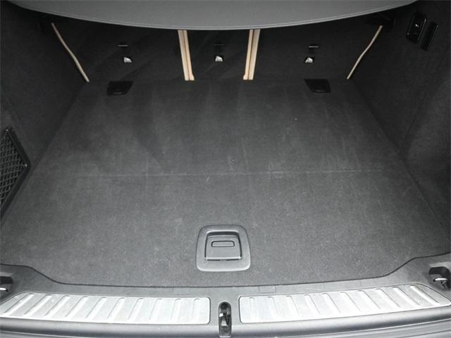 Photo of 2023 White Metallic BMW X3