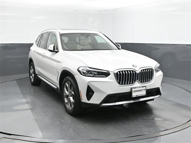 Photo of 2023 White Metallic BMW X3