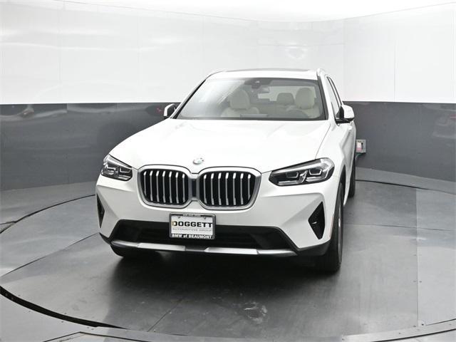 Photo of 2023 White Metallic BMW X3