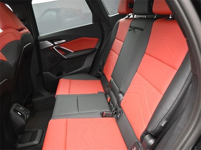 Photo of 2025 Black Sapphire Metallic BMW X1