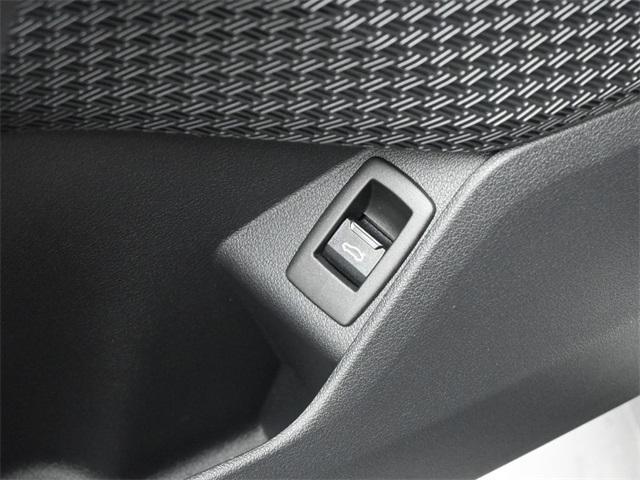 Photo of 2025 Black Sapphire Metallic BMW X1