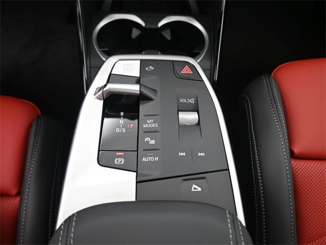 Photo of 2025 Black Sapphire Metallic BMW X1