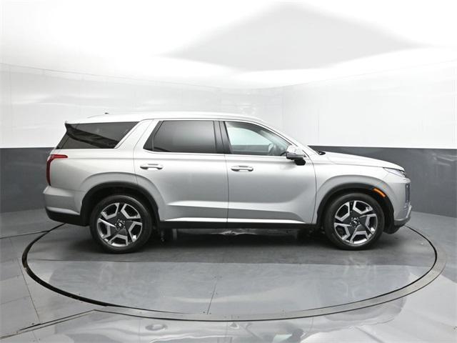 Photo of 2024 Silver Hyundai PALISADE