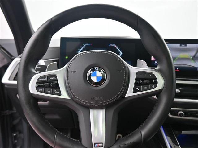 Photo of 2023 Skyscraper Gray Metallic BMW X7