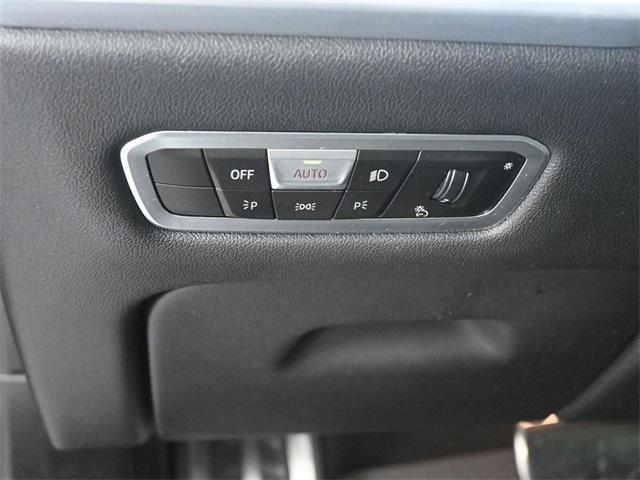 Photo of 2023 Skyscraper Gray Metallic BMW X7