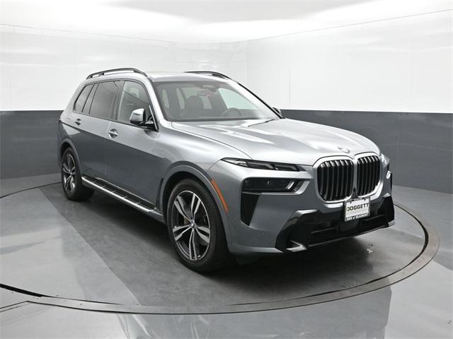 Photo of 2023 Skyscraper Gray Metallic BMW X7