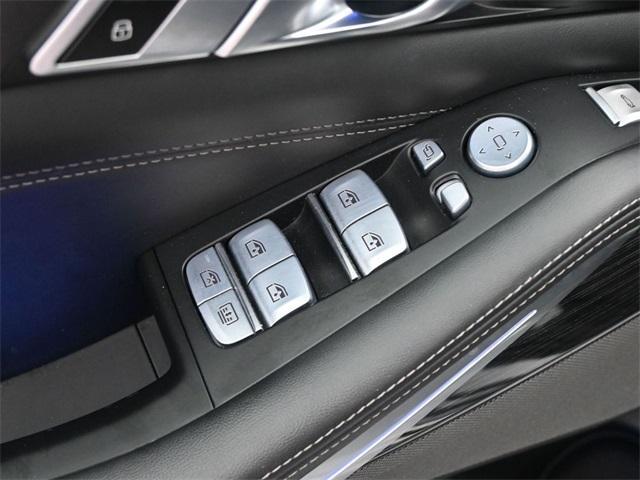 Photo of 2023 Skyscraper Gray Metallic BMW X7