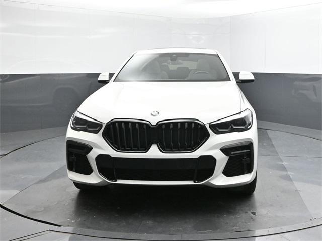 Photo of 2023 Alpine White BMW X6