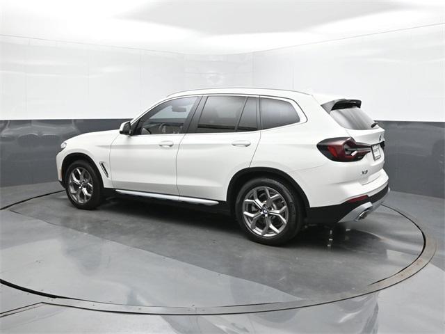 Photo of 2024 Alpine White BMW X3