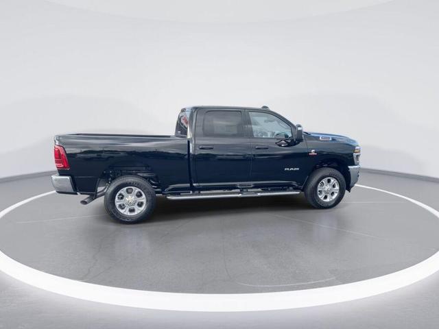 Photo of 2025 Diamond Black Crystal Pearlcoat RAM 2500
