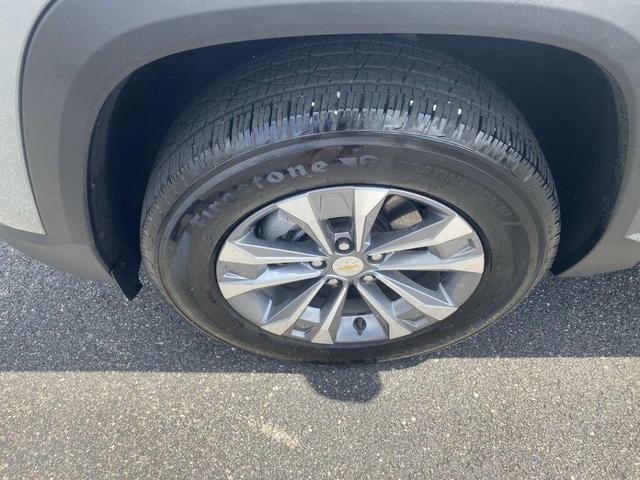 Photo of 2025 Sterling Gray Metallic Chevrolet Equinox
