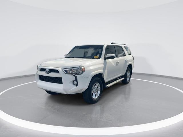 Photo of 2019 Super White Toyota 4Runner