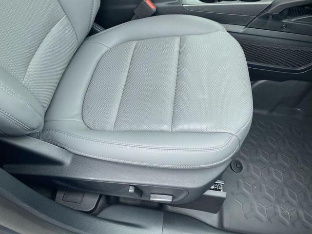 Photo of 2025 CARBONIZED GRAY METALLIC Ford Bronco Sport