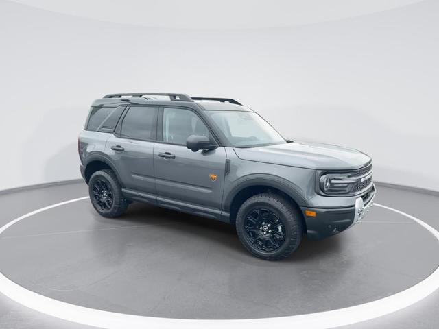 Photo of 2025 CARBONIZED GRAY METALLIC Ford Bronco Sport