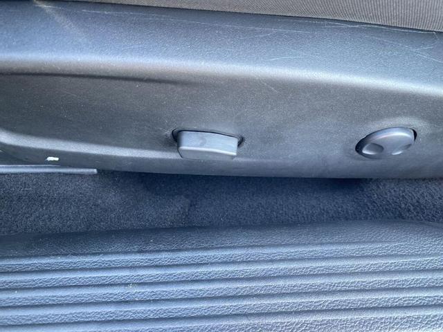 Photo of 2022 Granite Pearlcoat Dodge Challenger