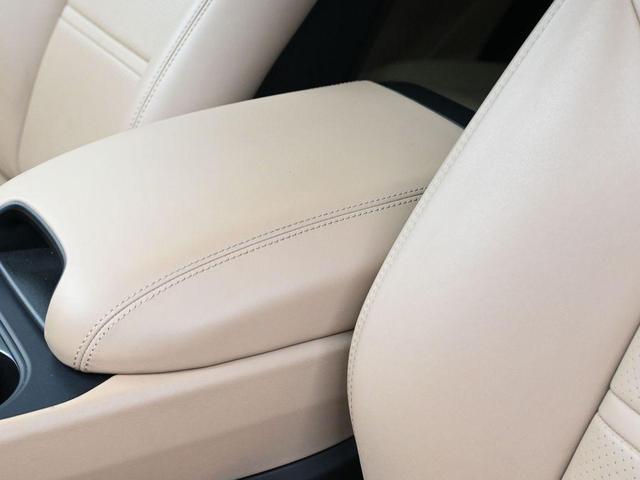 Photo of 2024 Montego Blue Metallic Porsche Cayenne