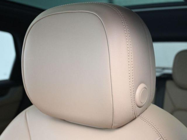 Photo of 2024 Montego Blue Metallic Porsche Cayenne