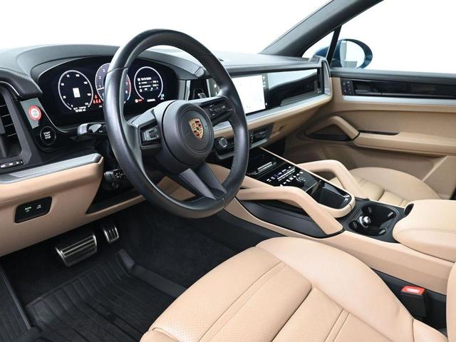 Photo of 2024 Montego Blue Metallic Porsche Cayenne